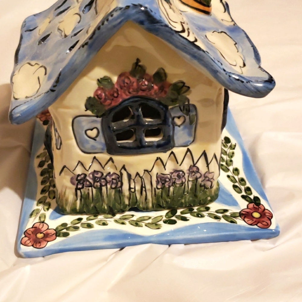 (MD)  Blue Sky Cottage - Picture 3 of 10